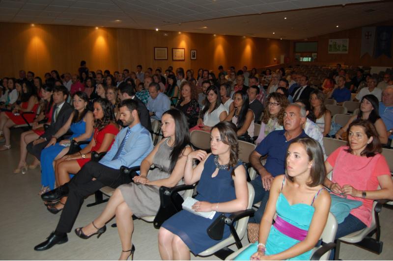 O reitor Juan Viaño despide a primeira promoción de graduados en Nutrición Humana e Dietética da USC