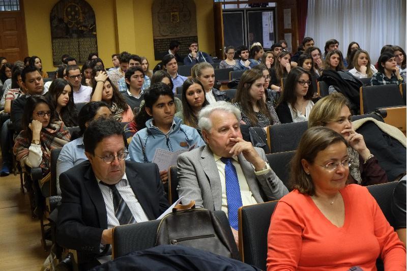 Expertos internacionais debaten en Dereito o impacto do teletraballo na forma de traballar e vivir