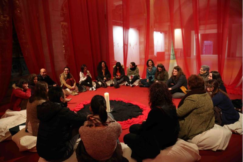 ‘Mulleres en círculo’ bota o peche na Igrexa este mércores