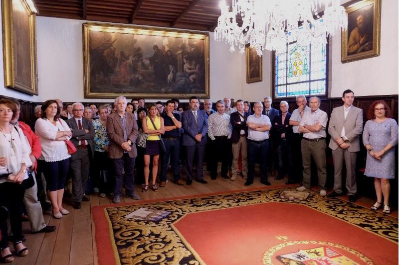 Rosa Crujeiras asume a Vicerreitoría de Comunicación e Coordinación apelando a unha universidade “en constante avance”