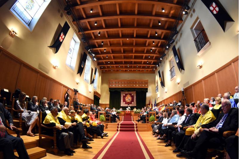 Viaño agarda neste curso dar os primeiros pasos da etapa de crecemento e consolidación do modelo da USC para o primeiro cuarto do século