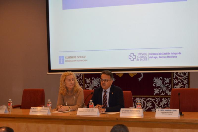 Enfermaría analiza nun foro as alternativas dos futuros titulados para ampliar formación ou incorporarse ao mercado laboral