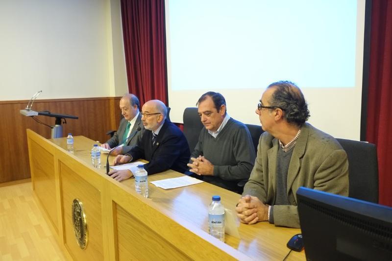A Universidade de Santiago lembra o profesor Eiras Roel