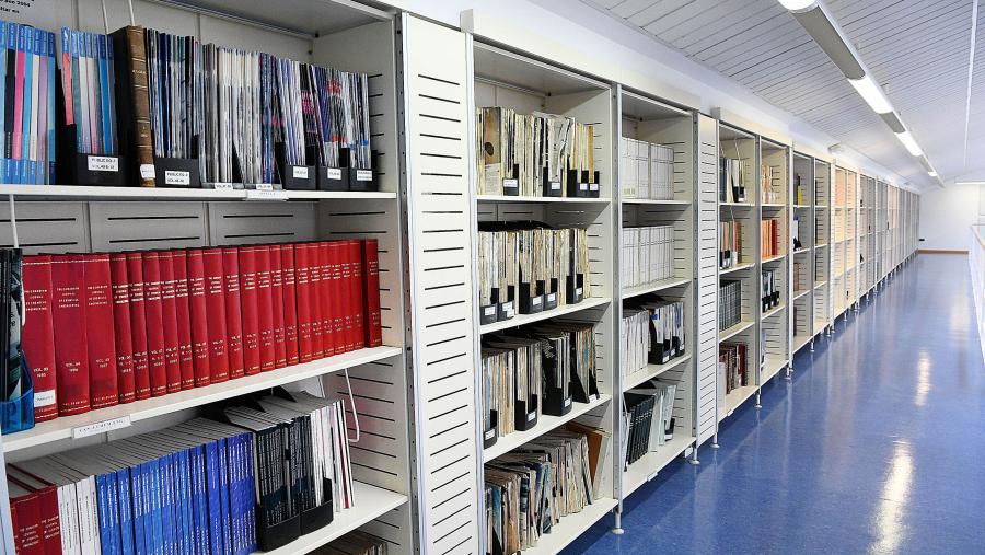 A BUSC reabre parcialmente este servizo exclusivamente para os membros da comunidade universitaria da USC. FOTO: Santi Alvite