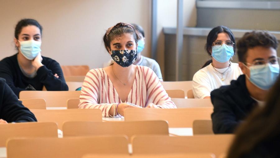 Dende que o pasado xoves se desen a coñecer as cualificacións das ABAU, abriuse, asemade, o prazo para a revisión das mesmas. FOTO: Santi Alvite