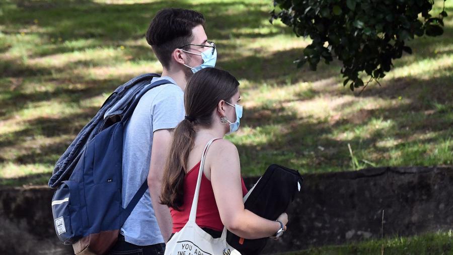 As relación sociais constitúen un compoñente esencial da saúde emocional. FOTO: Santi Alvite