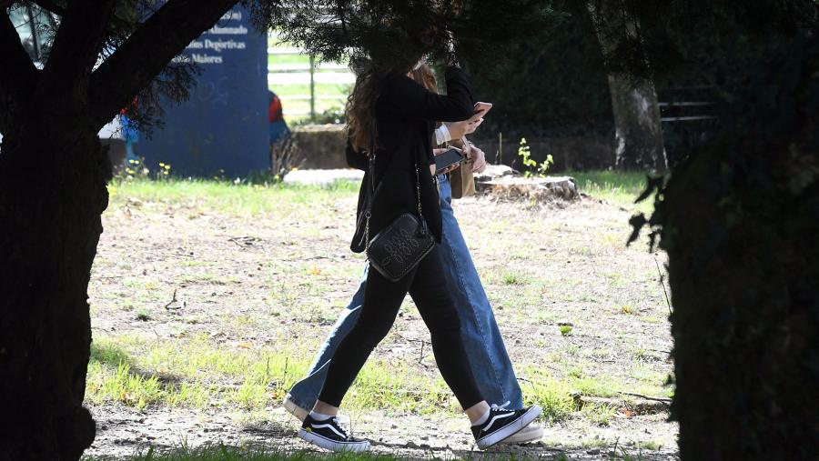 Poderá solicitar estas axudas o persoal docente e investigador (PDI) a tempo completo en servizo activo na USC. FOTO: Santi Alvite