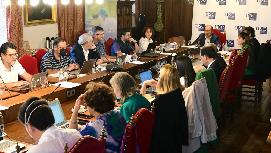 A xuntanza desenvolveuse no Salón Reitoral do Colexio San Xerome. FOTO: Santi Alvite