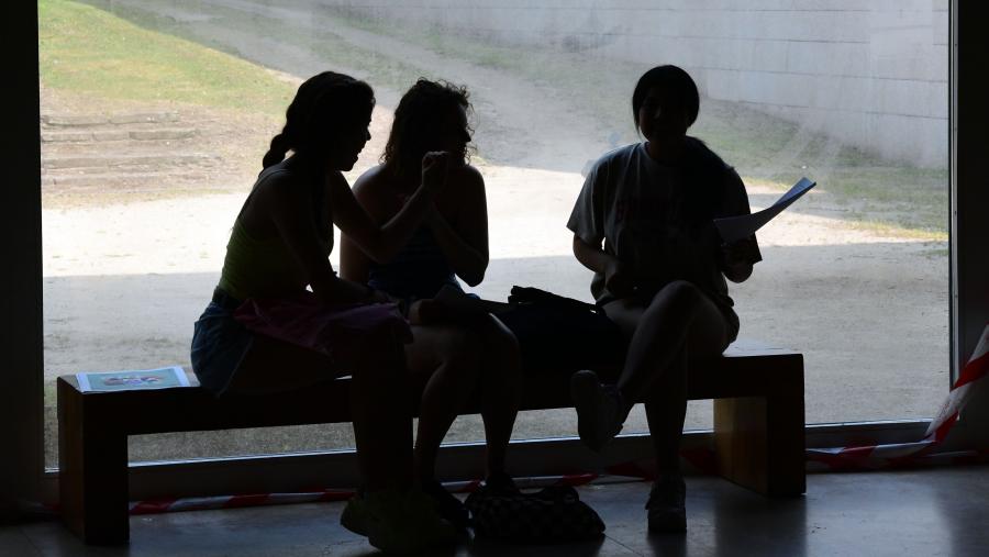 Poderán solicitalas ata o 29 de xullo estudantado con menores recursos económicos matriculado nun programa de doutoramento da USC. Foto: Santi Alvite