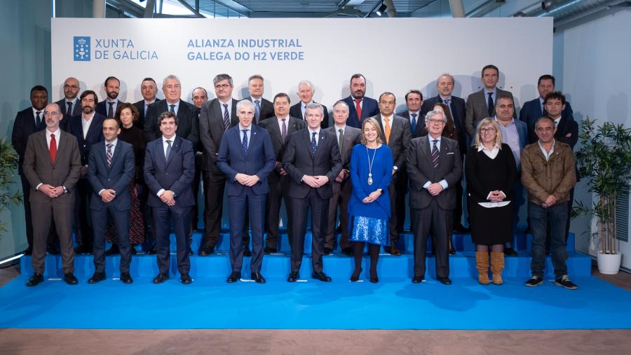 Na presentación, á que asistiu o vicerreitor de Política Científica da USC, Vicente Pérez Muñuzuri, afondouse nos obxectivos polos que se creou esta Alianza coa que Galicia aspira a liderar a produción de hidróxeno verde. FOTO: Xunta