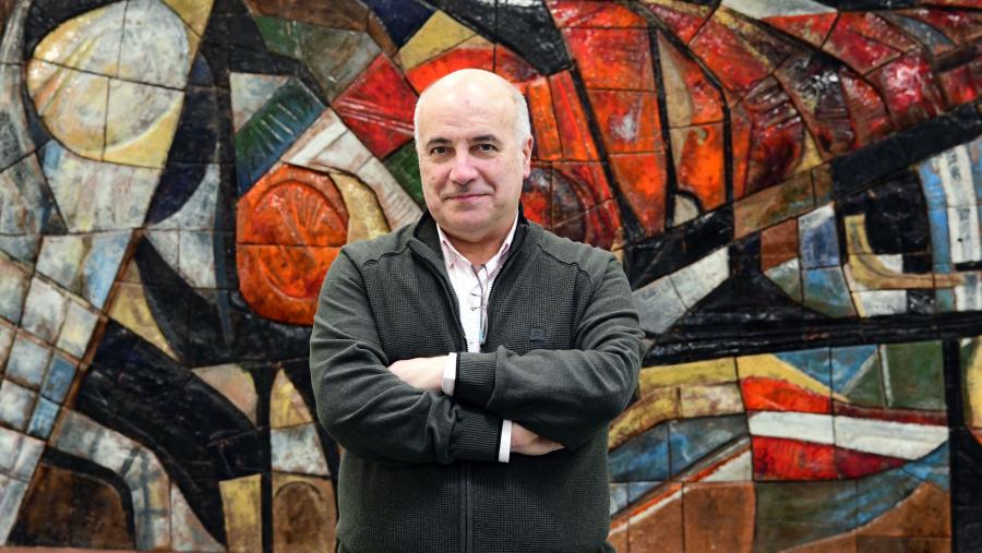 Xoán Ramón Doldán García é profesor no Departamento de Economía Aplicada. FOTO: Santi Alvite