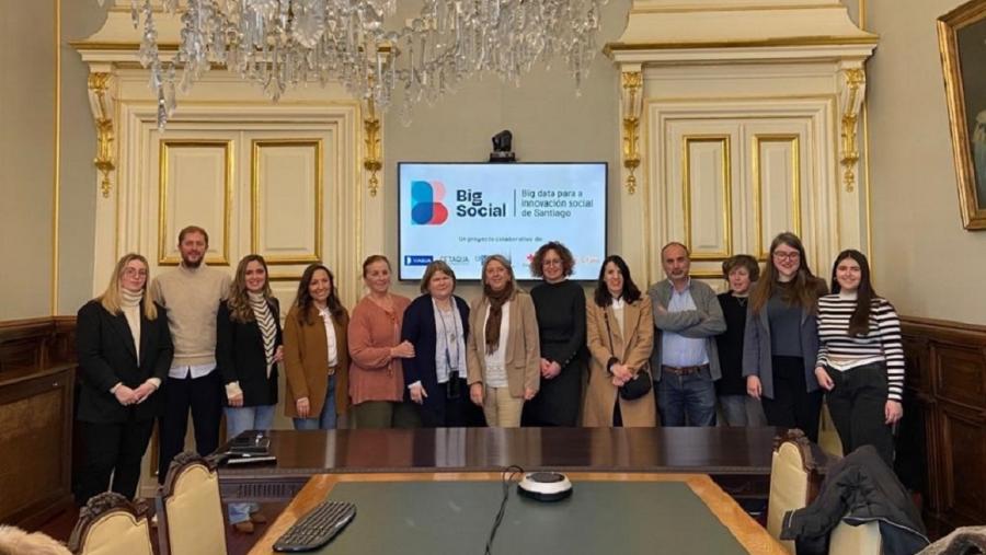Foto de familia do equipo involucrado en Big Social Santiago