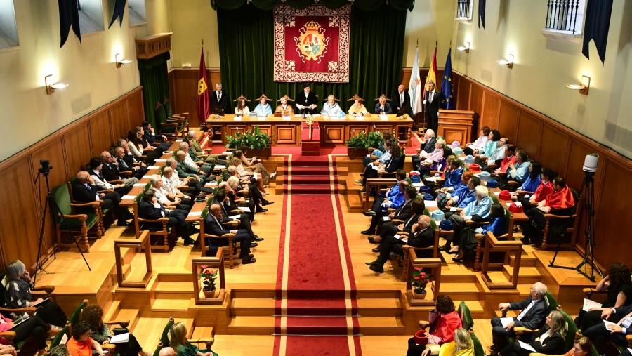 O acto desenvólvese no Colexio de Fonseca. FOTO: Santi Alvite