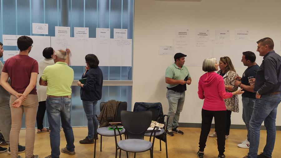 O obradoiro tivo ligar na vila de Rianxo