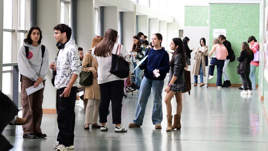 Os cursos diríxense a toda a comunidade universitaria e a persoas alleas a ela maiores de 18 anos. Foto: Santi Alvite Os cursos diríxense a toda a comunidade universitaria e a persoas alleas a ela maiores de 18 anos. Foto: Santi Alvite