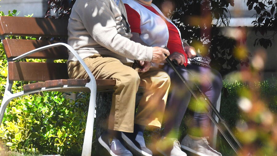 A convocatoria prioriza as solucións orientadas ao envellecemento, deterioro cognitivo e demencia. Foto: Santi Alvite