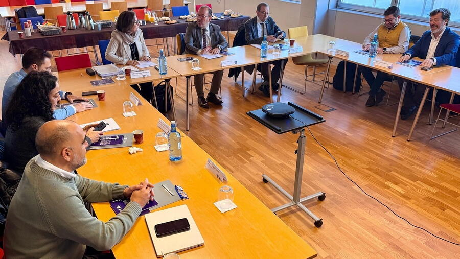 A xuntanza desenvolveuse no Cactus de Lugo