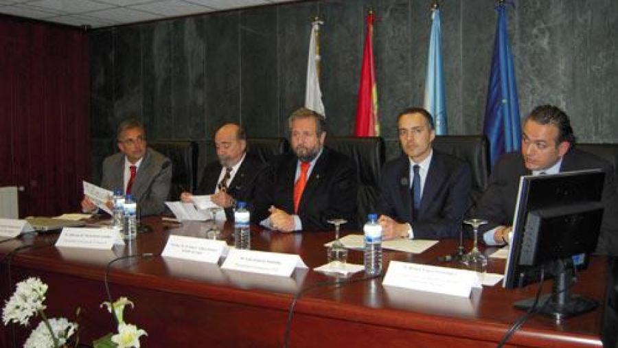 Agustín Merino participou na inauguración do Día do Emprendedor, no que participaban tamén varios profesoes do Campus de Lugo