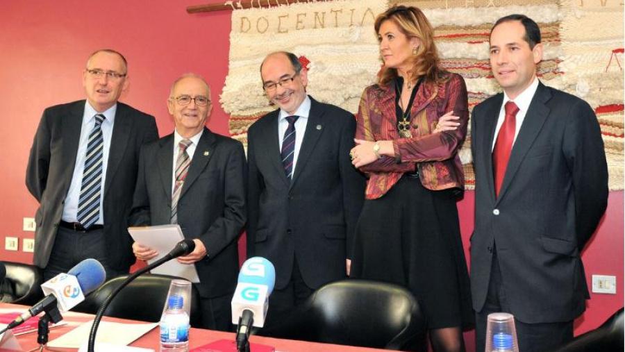 De esquerda a dereita, Juan Blanco, Francisco Puy, Francisco Durán, Raquel Castillejo e Luis Míguez
