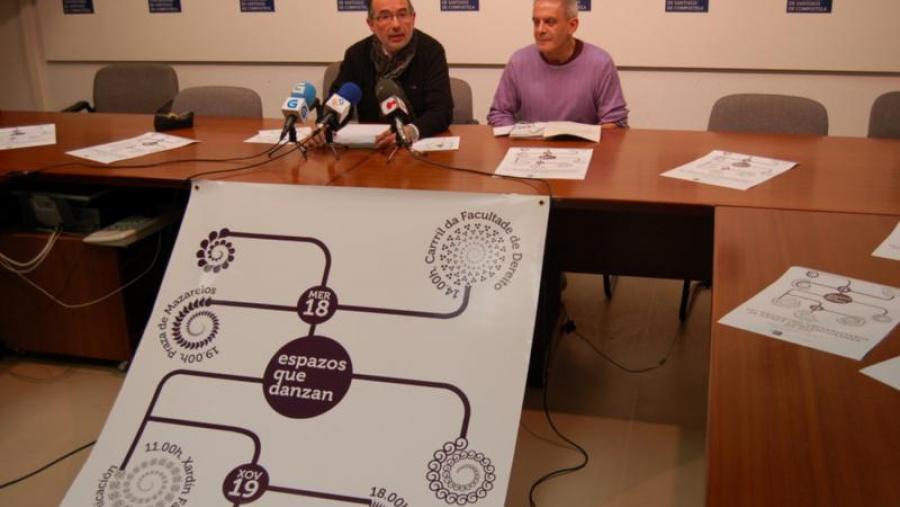 O vicerreitor de Estudantes, Francisco Durán, e o director do Espazo de Danza Juan Carlos Zaheran presentaron en Fonseca o programa que se desenvolverá en Compostela