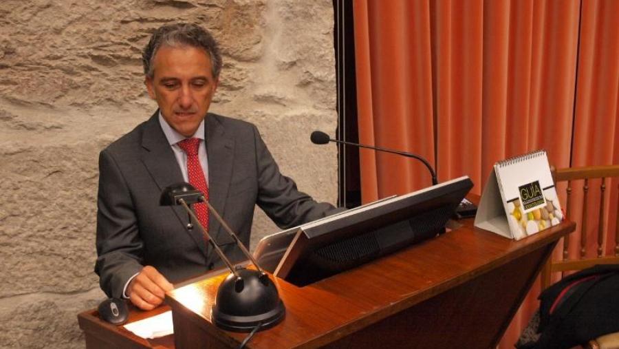 Pedro Diz Dios, coordinador da edición, presentou os detalles da obra