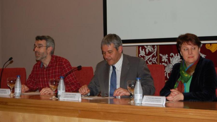 Xusto  Rodríguez, Pedro García Herradón e María Isabel González Rey, na apertura do acto