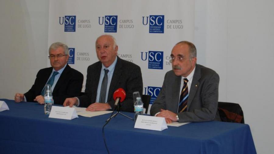 Antuña, Casares e Méndez Dónega, na presentación das instalacións da nova sede da Aula de Produtos Lácteos da USC