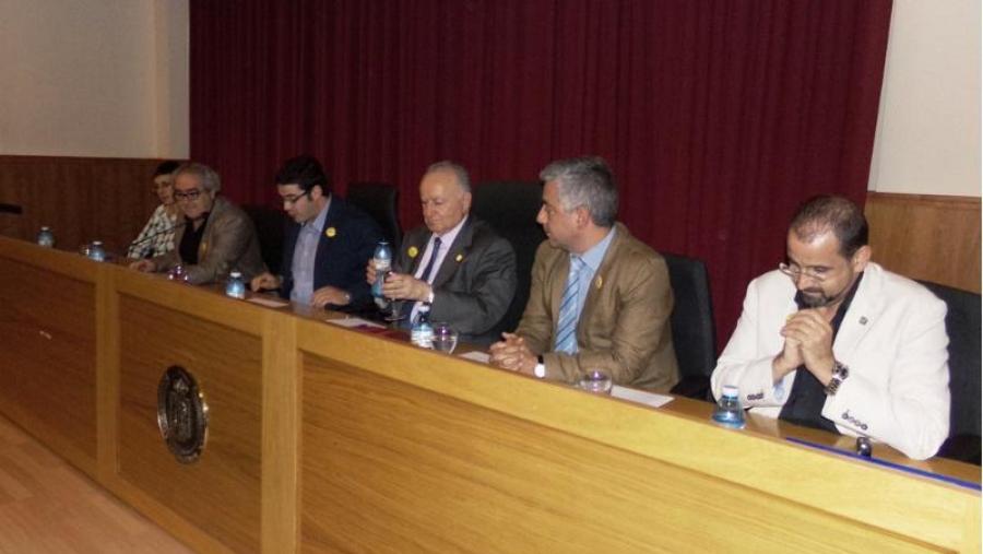Os cursos inauguráronse hoxe nun acto na Facultade de Filosofía (Foto: SERVIMAV-USC)