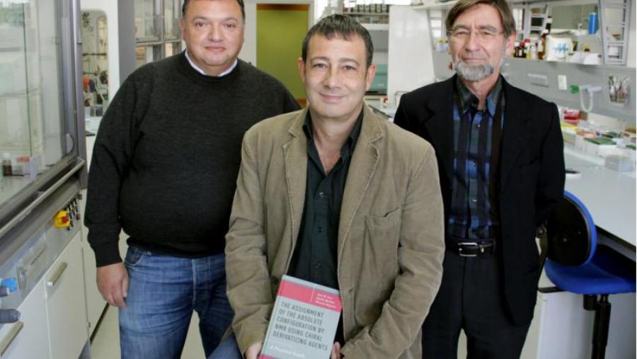 Os autores co volume agora editado por Oxford University Press