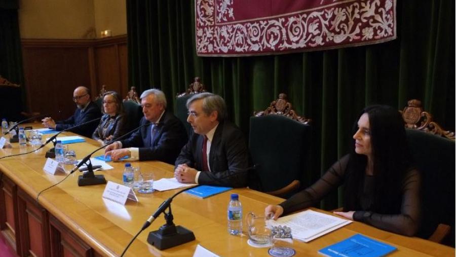 A USC conmemora o Día das Letras Galegas cun acto literario dedicado a Manuel María