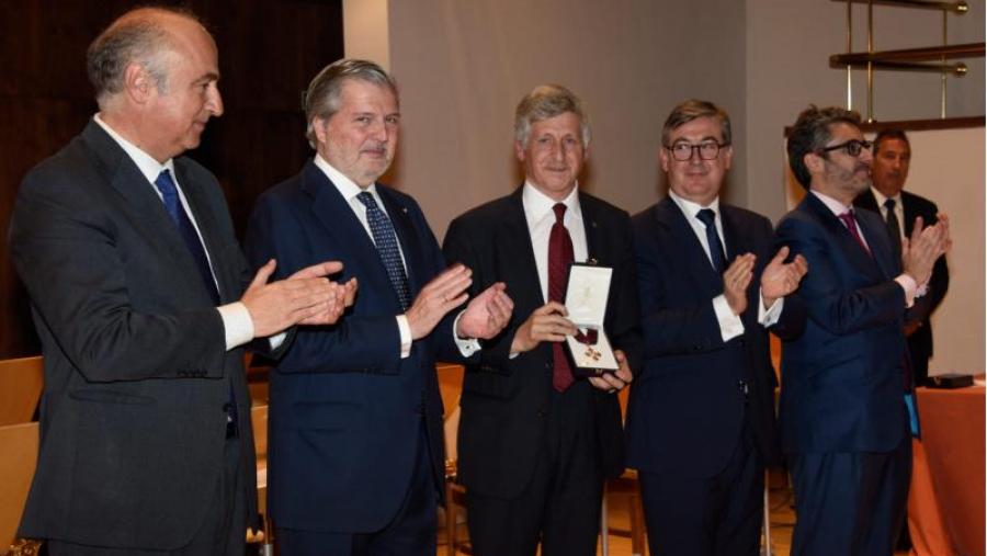 De esquerda a dereita, Fernando Benzo, Íñigo Méndez, Alberto Arce, Manuel López-Cogolludo e José Canal