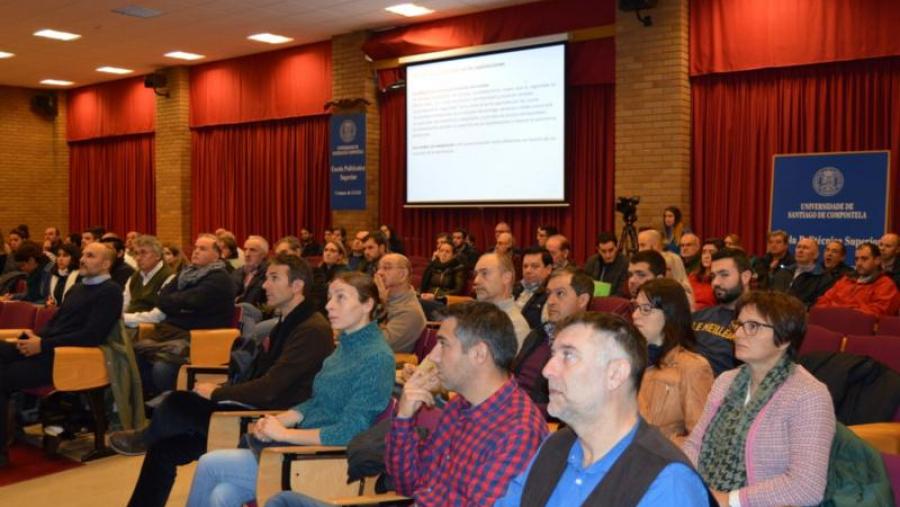 Asistentes ás xornadas 'Vacún de leite e pastoreo', na EPSE de Enxeñaría da USC