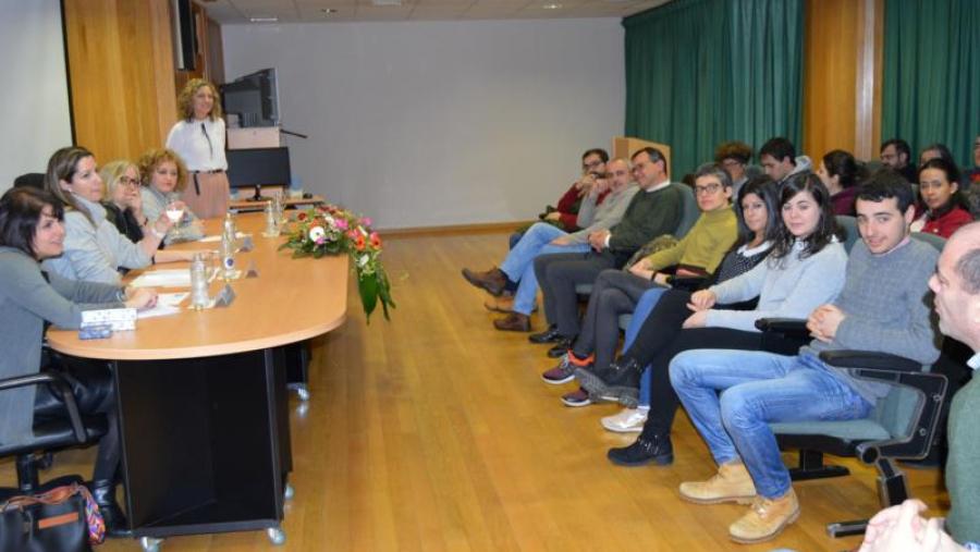 De esquerda a dereita, Fernández, Méndez, Silva, López e Fandiño, na entrega de premios do II Concurso de Traballos Fin de Grao 'Enxeñaría e Muller Rural'