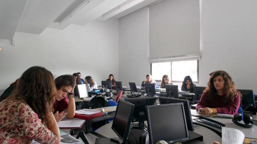 As prácticas externas extracurriculares do Consello Social da USC poden solicitarse ata o 18 de outubro As prácticas externas extracurriculares do Consello Social da USC poden solicitarse ata o 18 de outubro