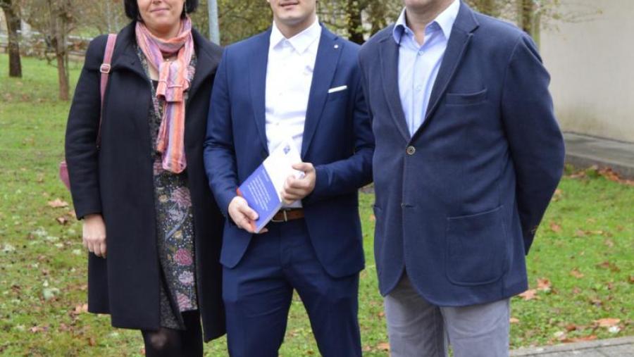 Roberto Besteiro  Doval, entre Dolores Fernández e Manuel Ramiro Rodríguez, na EPS de Enxeñaría do campus de Lugo