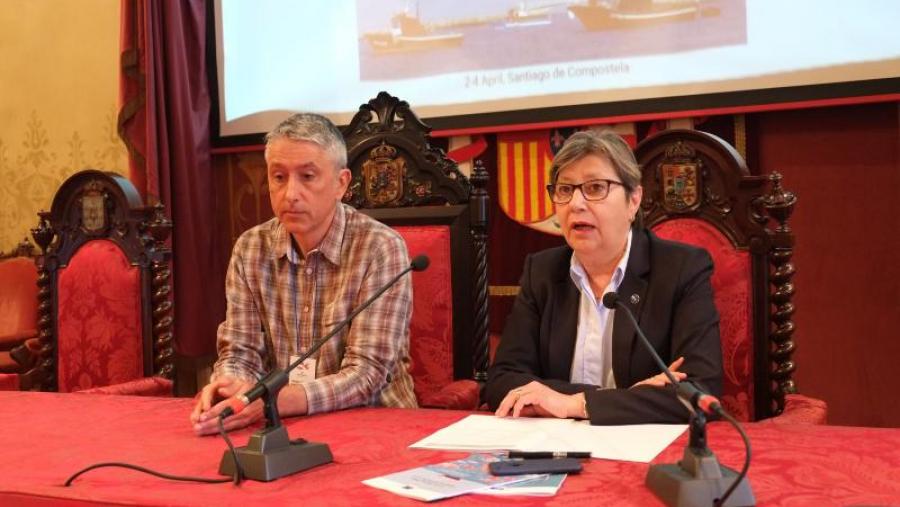 O profesor Gonzalo Rodríguez e a conselleira do Mar, Rosa Quintana Carballo. Foto: Servimav-USC