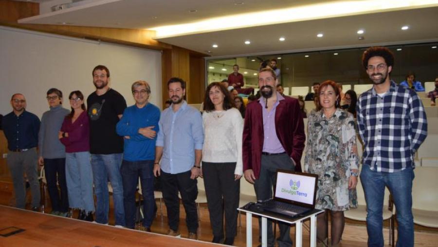 Investigadores participantes no segundo faladoiro do DivulgaTerra 2019, coa vicerreitora de Coordinación do Campus de Lugo